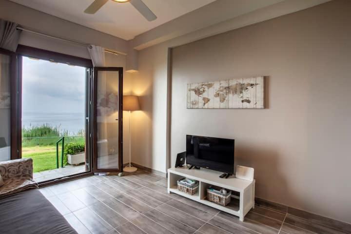 Mola Kaliva Sea View, 100M From The Beach! Buitenkant foto
